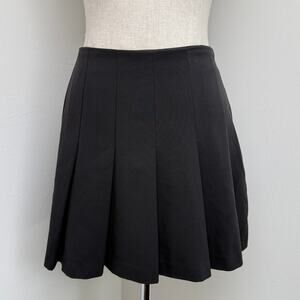 Stradivarius Pleated Mini Skirt Black Size M Preppy Academia Coquette